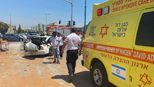 תאונה בלוד צילום דובר מגן דוד אדום 