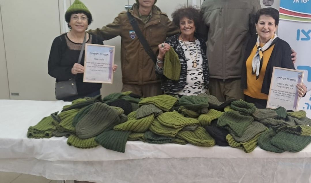 מתנדבות  ויצו נס ציונה מחממות את הלב צילום פייסבוק 