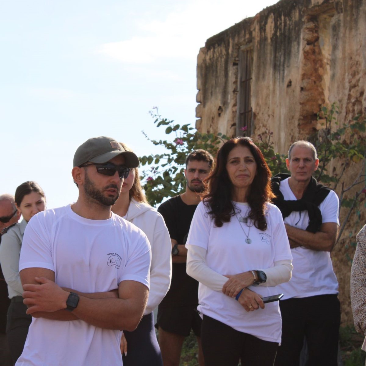 רונית האם עם שלומי שלומי מזרחי מאמן אקספרט, חברו של אופק ומוביל האירוע.