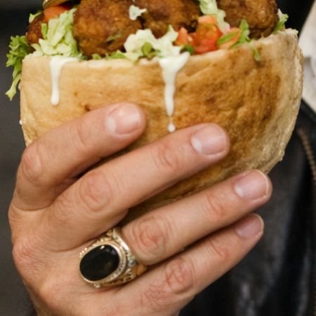 זגורי עונה 3 פרק 2 בבר לא מת הוא רק יצא למסע בעקבות העבר האבוד והעתיד הדפוק 