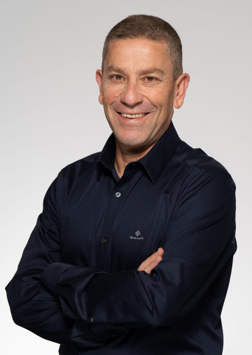 עופר בן שימול באדיבות המצולם