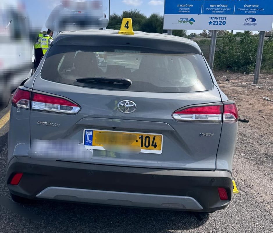 המשטרה מבקשת את עזרת הציבור בנוגע לתאונת דרכים קטלנית בכביש 4 צילום דוברות המשטרה 