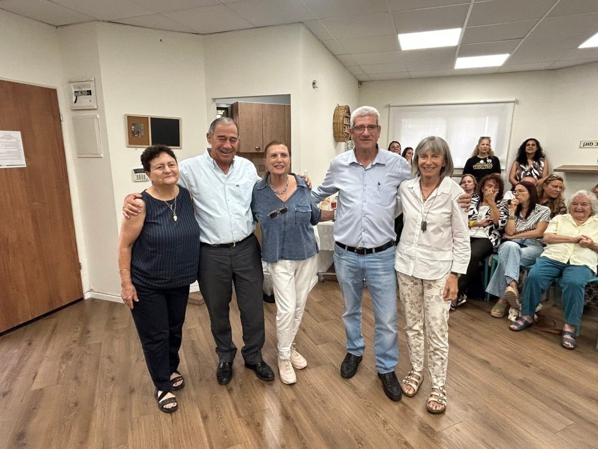 לאה נון סטופ בוקאי - מה יהיה התפקיד הבא? בתמונה משותפת עם שמואל בוקסר