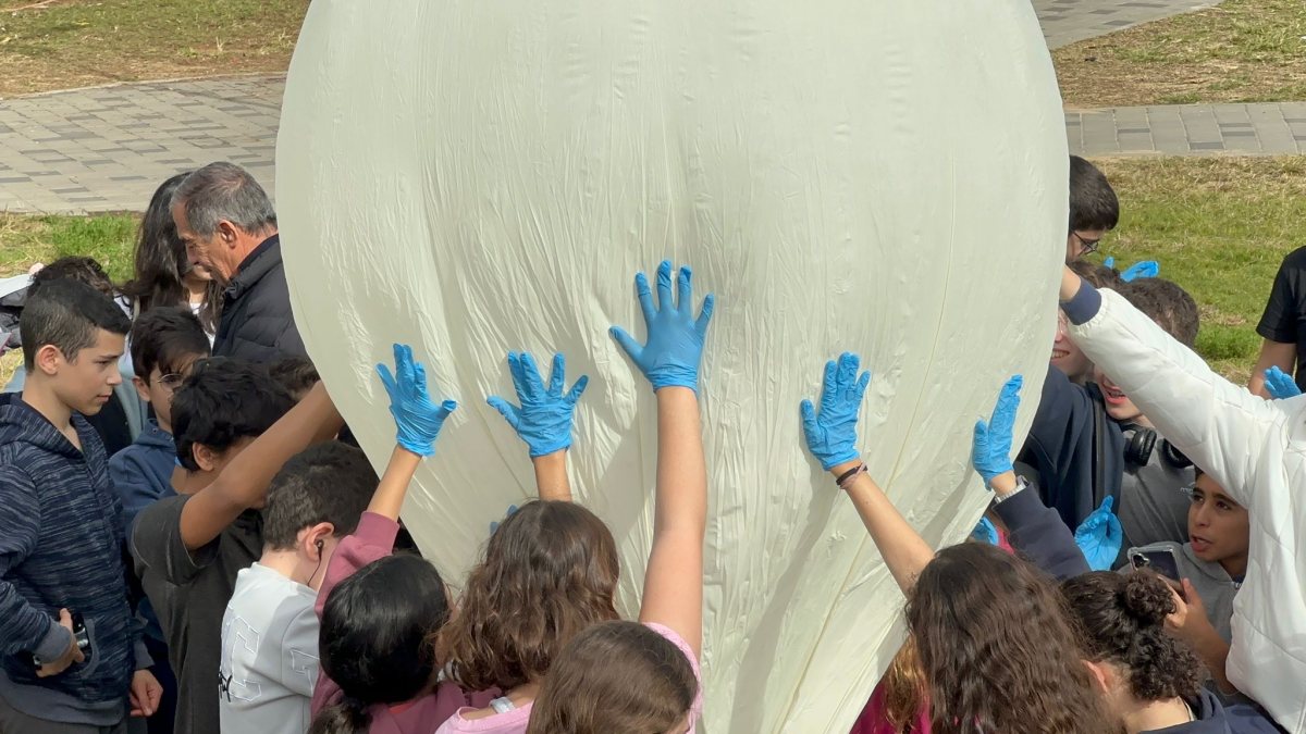 תלמידי "בן יהודה" מנס ציונה כבשו את החלל&nbsp;&nbsp;צילום יחצ