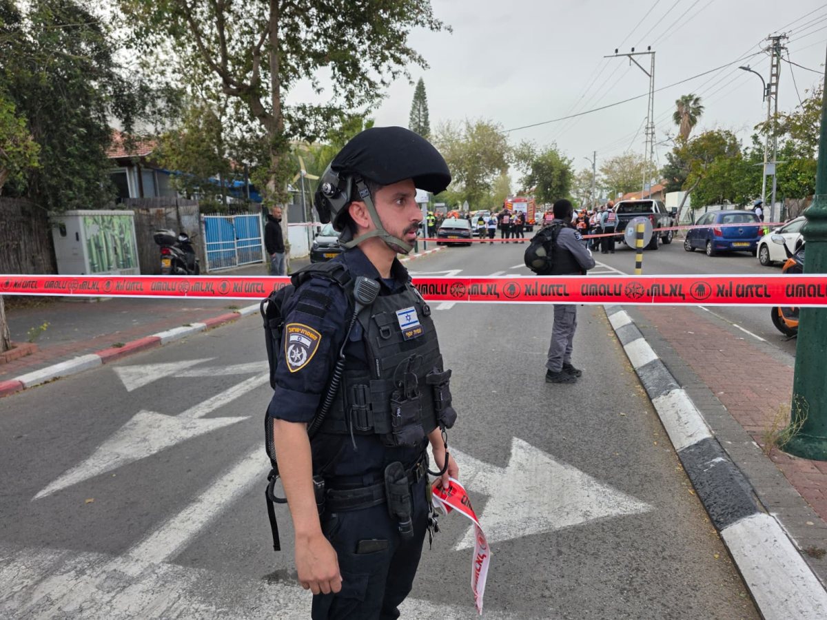 נפילת חלקי פריטי אמל״ח צילום דוברות המשטרה