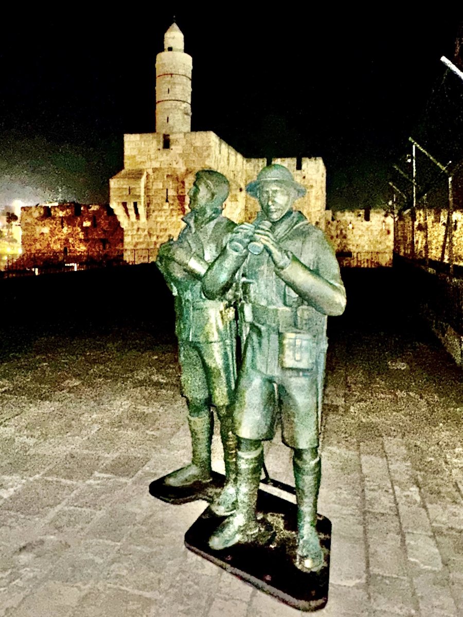 רחבת הקישלה בלילה צילום גיורא שור
