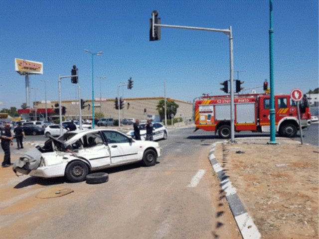 תאונת דרכים רמלה צילום דוברות המשטרה 