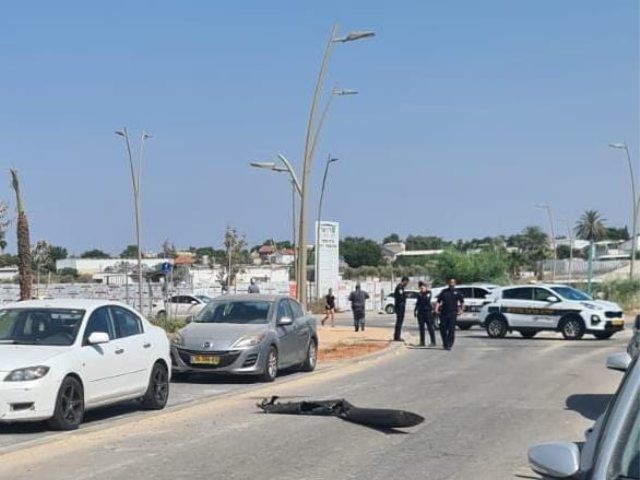 הרקטה שנורת הצהריים לאזור השפלה צילום דוברות המשטרה 
