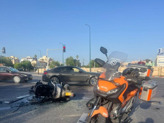 תאונה בנס ציונה צילום דוברות איחוד הצלה