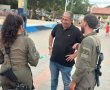 שרשרת עד החזית: ילדי נס ציונה ולוחמי צה״ל הכינו יחד קישוט ענק לסוכת החיילים