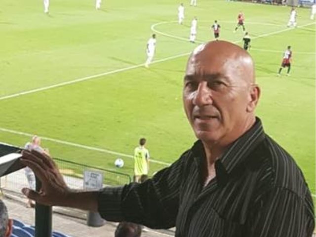 עמוס לוגסי, ארכיון