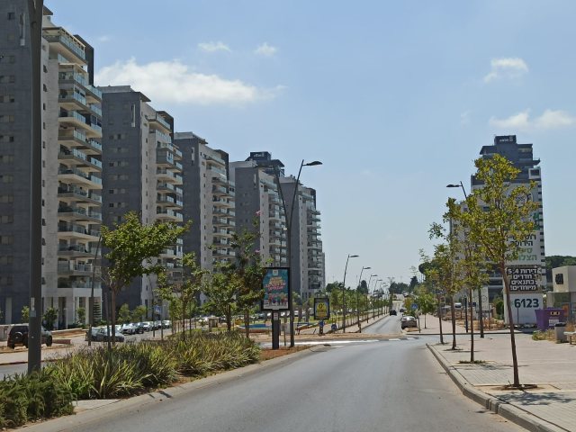 לא כאן ! דירות מיליון שקלים אפשר למצוא באזורים הוותיקים של באר יעקב 