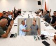 עכשיו זה רשמי. מועצת העיר אישרה את ההסכם הקואליציוני: מבטיח לבוקסר רוב מוצק של 11 מול 4