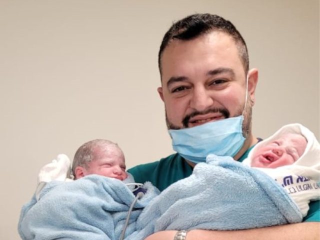רמי קוסטוקובסקי האב הגאה והתאומים