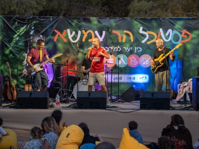 פסטיבל הר עמשא הופעות בבמה המרכזית קרדיט מועצה אזורית תמר
