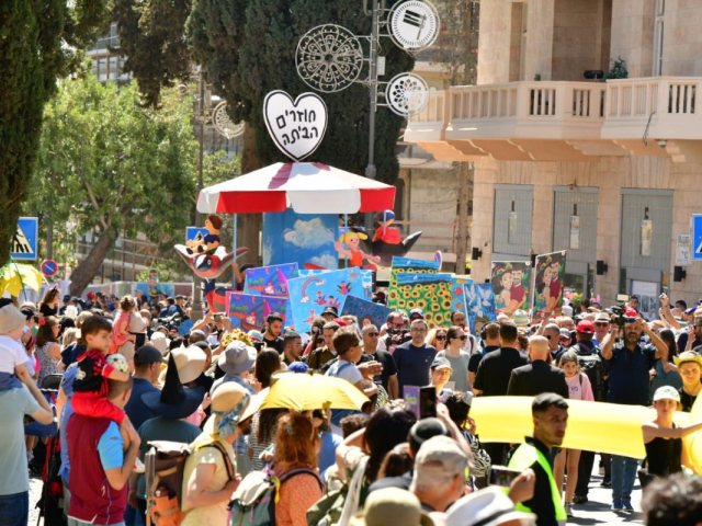 הבירה מתחפשת חגיגת עדלאידע ירושלים 2026 יוצאת לדרך 03032026 פורים 2026 קרדיט תמונות: אלטרנטיבה 1