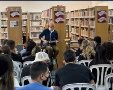 מקיסריה לספרייה העירונית בנס ציונה סינגולדה מרתק את התלמידים 