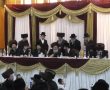 "רבם דקרו". האדמו"ר מקרלין הותקף בלב שכונת גאולה | קשה לצפיה