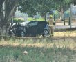 בפאתי רובע ז': הרכב התנגש בעץ, שניים פונו במצב בינוני 