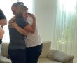 מפגש קורע לב: השכנות ממושב גילת שכלו את ילדיהן בשבת השחורה 