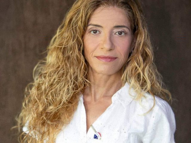 מאיה סלוצקי
