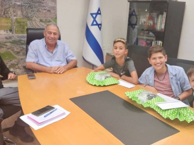 פייסבוק שמואל בוקסר