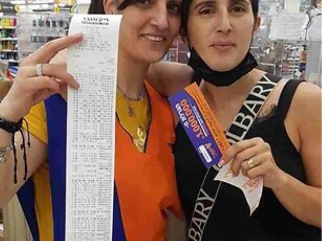 קונים ברשת ויקטורי צילום יחצ 
