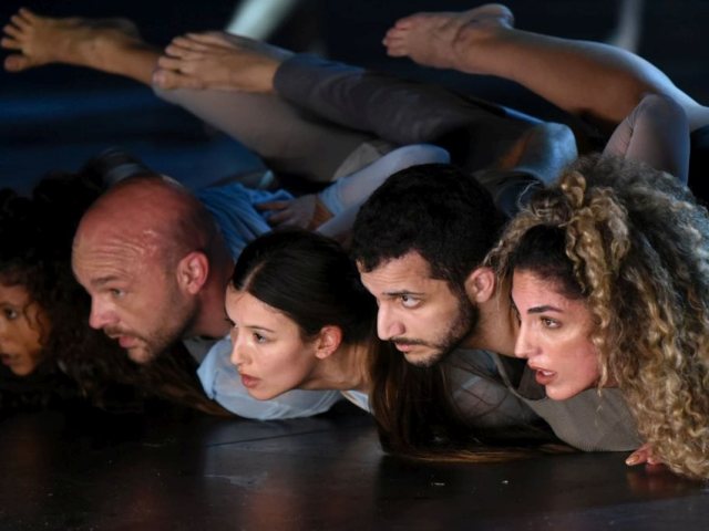 מתוך אמת עירומה. צילום דורית הופמן מקור סקופר 