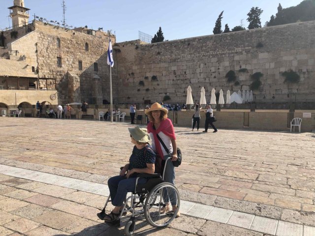 הנגשה של כל רחבת הכותל צילום שמואל ברעם