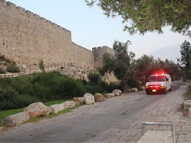 אמבולנס מדא בחומות דוד בירושלים- צילום דוברות מדא