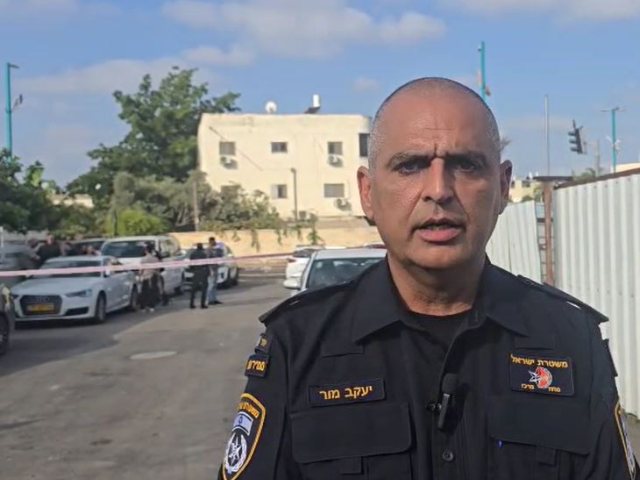 מפקד מרחב השפלה, תנ"צ מור בזירת הארוע.