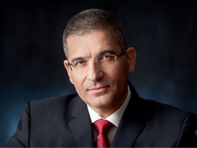 יעקב אטרקצ'י מנכל ומבעלי חברת אאורה- צלם - ראובן קפוצ''ינסקי