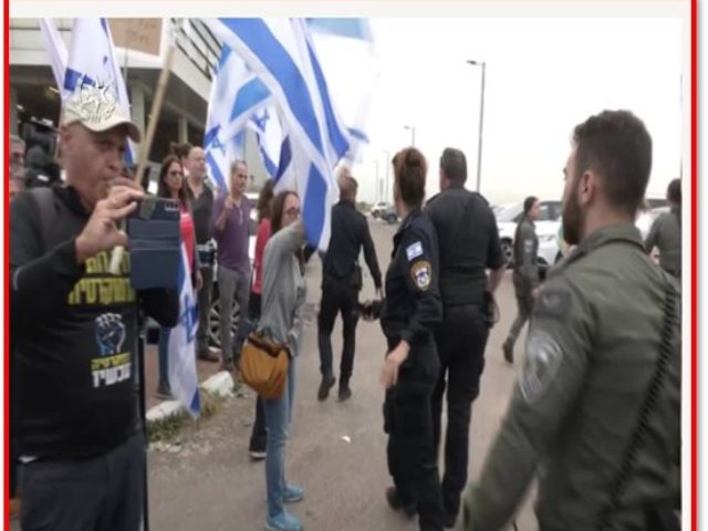 הפגנות איירפוט סיטי מעצר מפגינים צילום דוברות משטרת ישראל 
