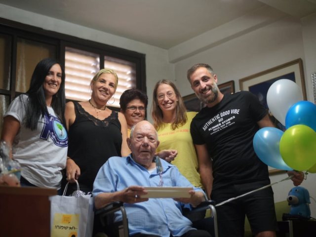 פייסבוק