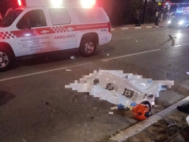 הולכת רגל כבת 50 נהרגה בתאונת דרכים בנס ציונה דוברות יחידה 360 - זק"א