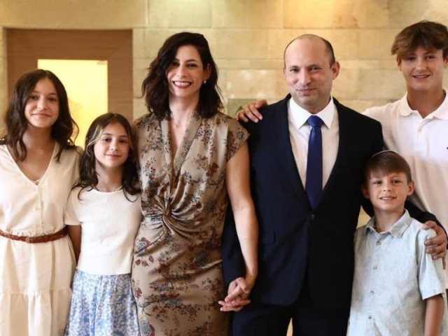 : אריאל זנדברג, תקשורת רוה"מ )