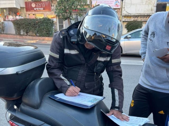 אכיפה ממוקדת בתחום התנועה בעיר רחובות צילום דוברות המשטרה