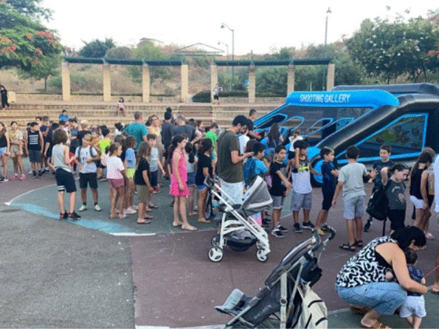 הפתעה בגינה נס ציונה צילום דוברות העירייה 