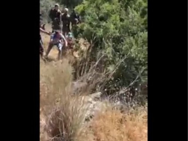 לכידת המחבלים בפיגוע באלעד וידאו צילום מסך טוויטר 