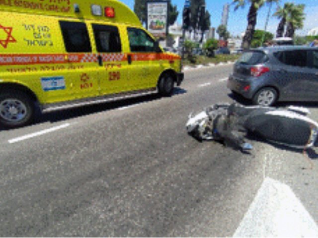 תאונה ברחובות צילום דובר מגן דוד אדום 